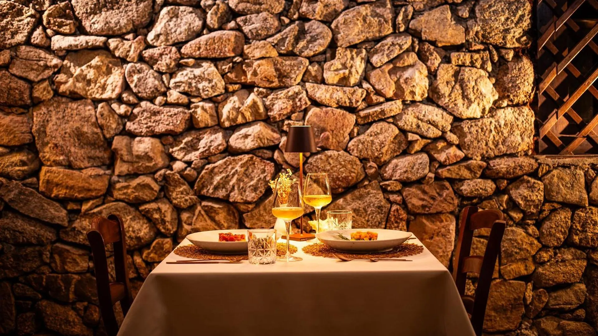 La Jacia Hotel & Resort Baja Sardinia 3*,  Italy