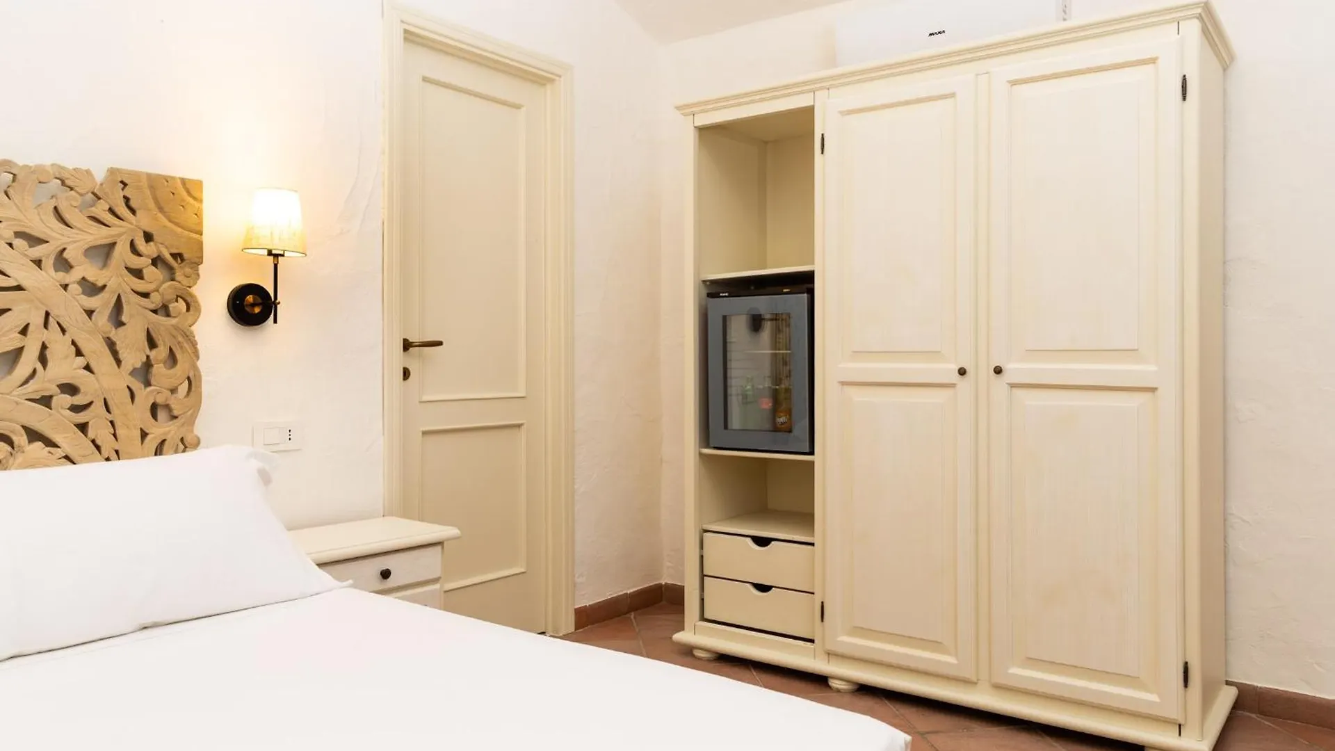 La Jacia Hotel & Resort Baja Sardinia 3*,  Italia