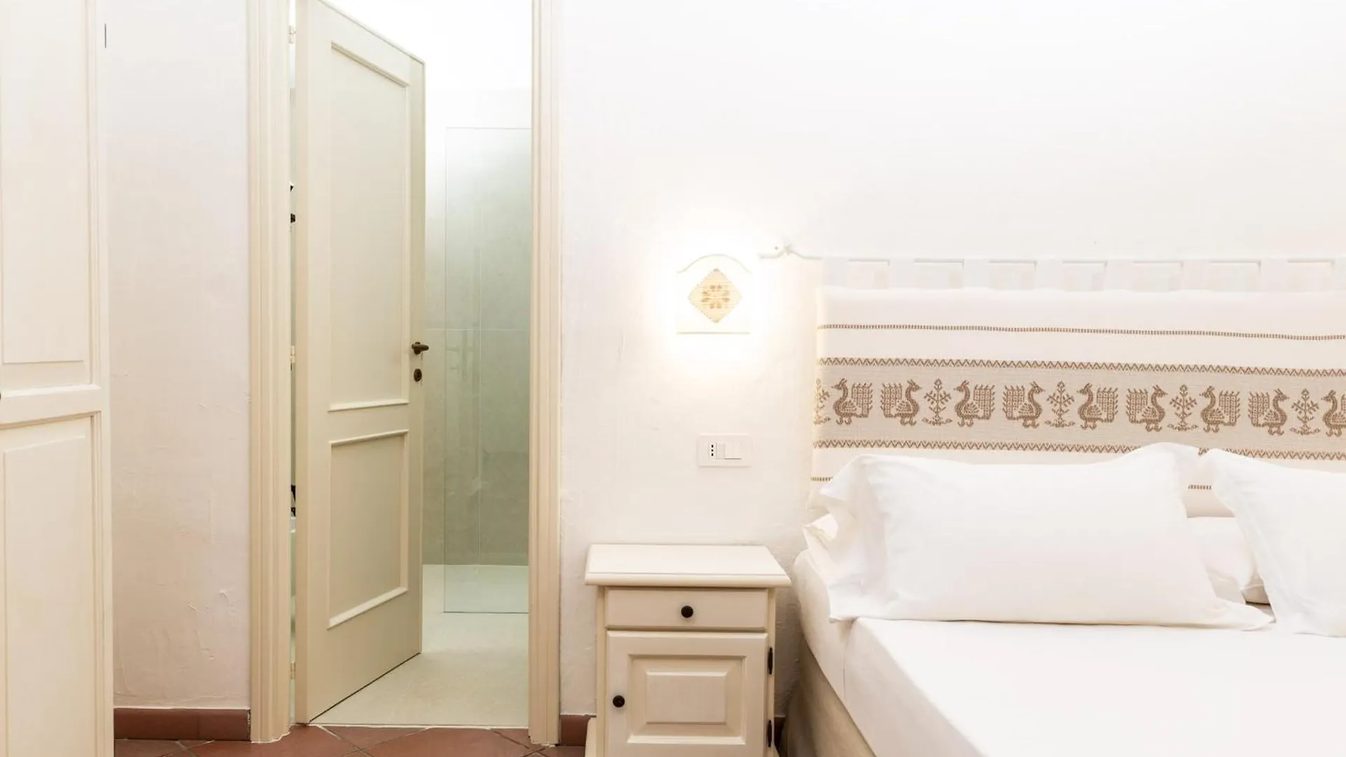 La Jacia Hotel & Resort Baja Sardinia 3*,  Italia