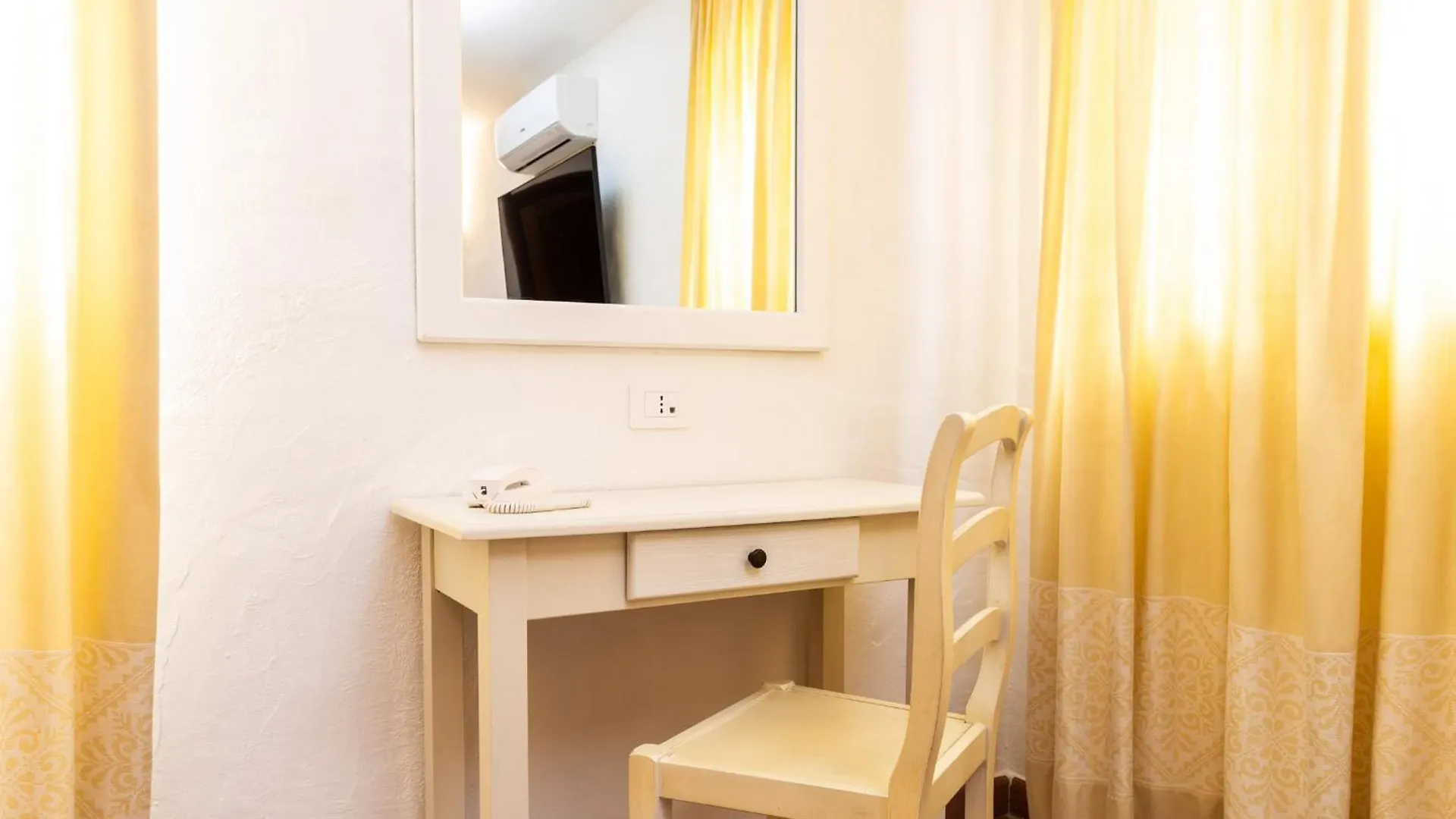 La Jacia Hotel & Resort Baja Sardinia