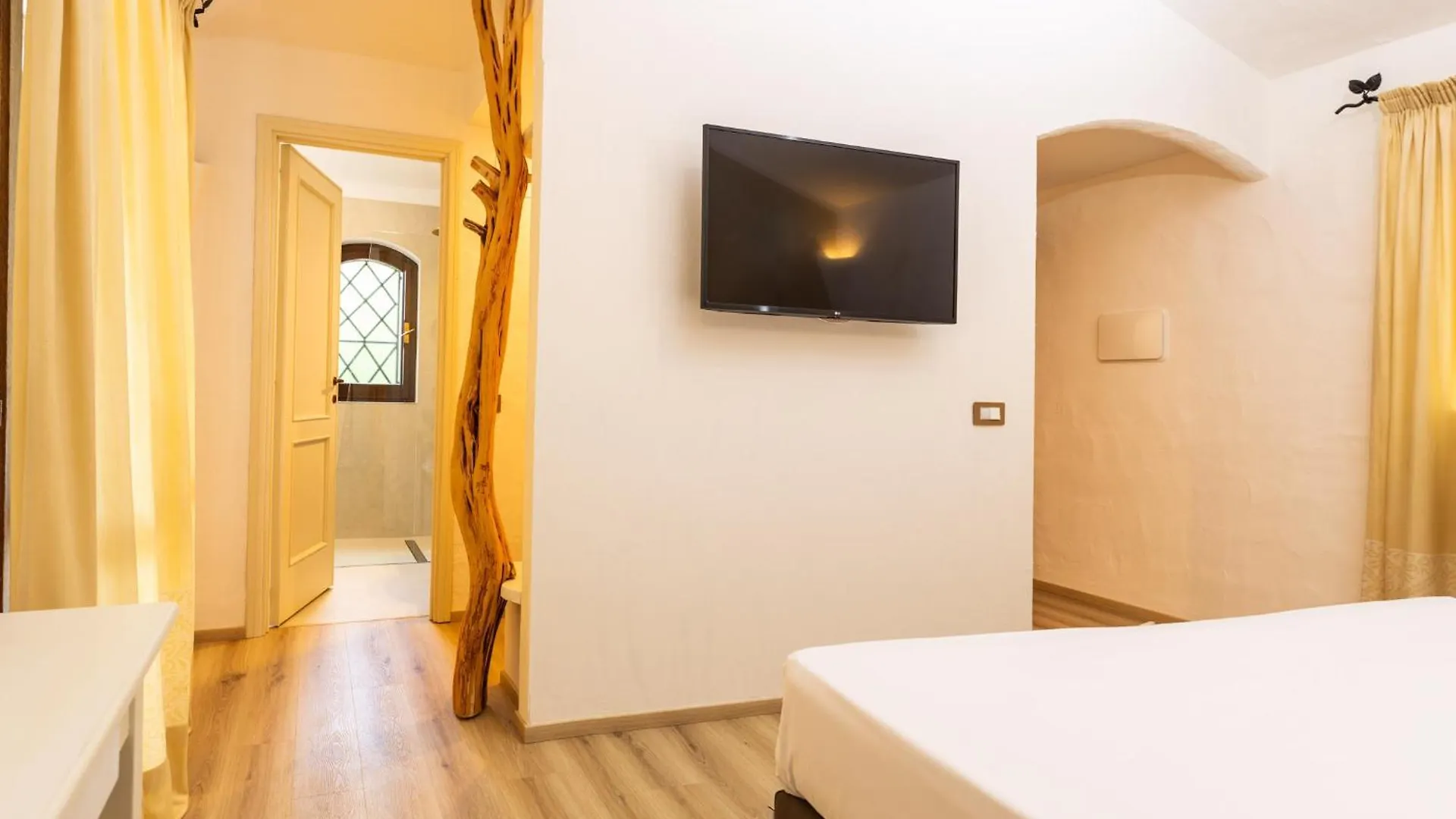 La Jacia Hotel & Resort Baia Sardinia