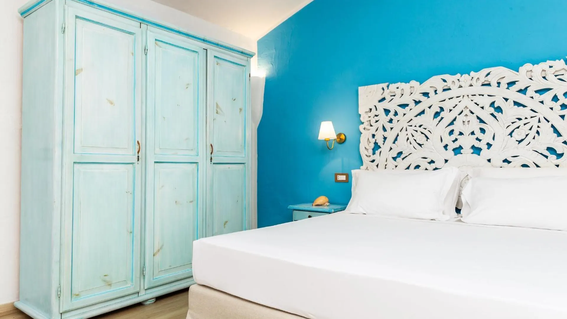 La Jacia Hotel & Resort Baja Sardinia 3*,